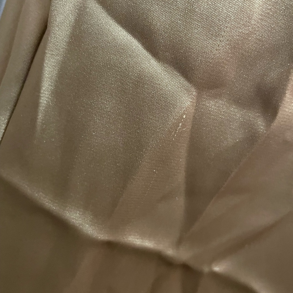 Express Dress with Knot Detail - Picture 7 of 9